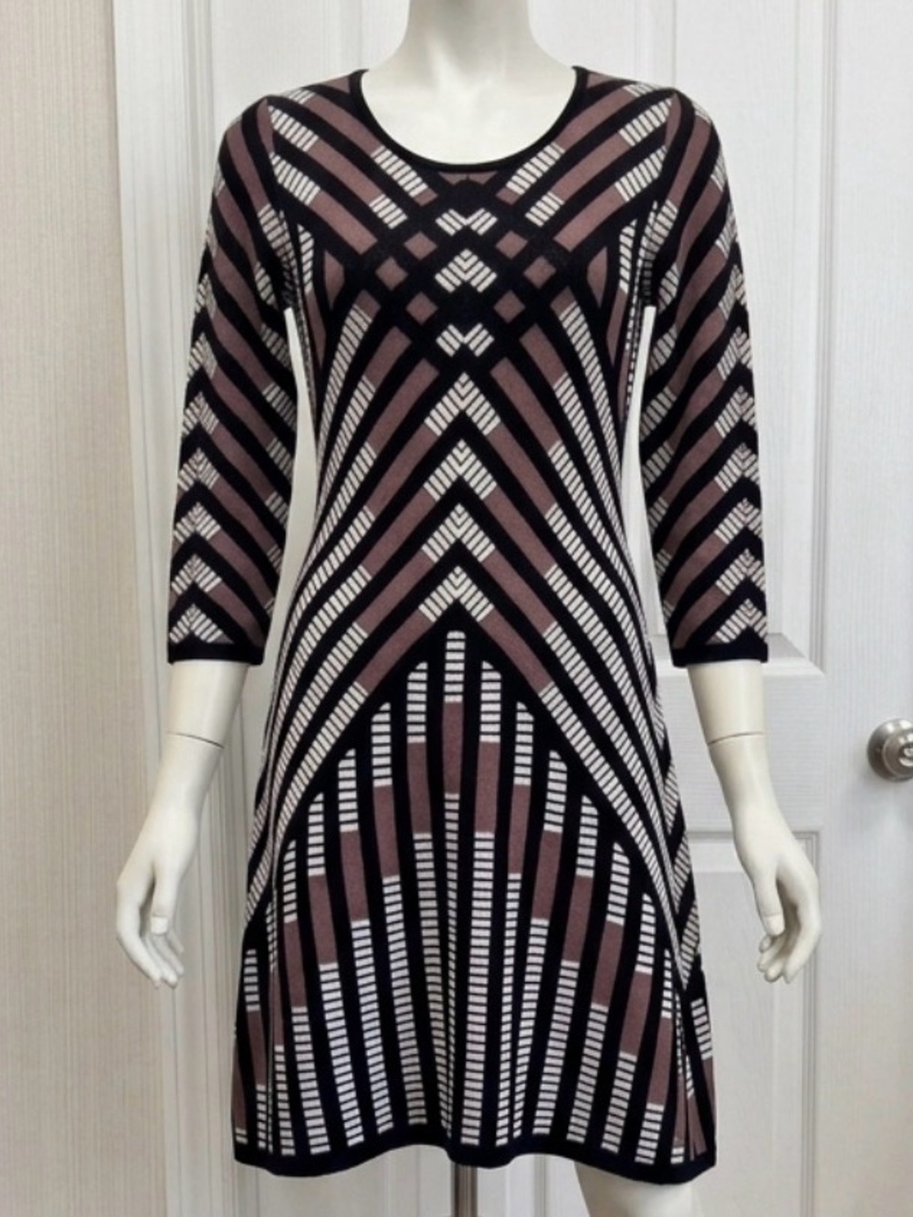 Nine West Cozy Sweater Knit Midi Dress Tumble Weed Combo NWT Size Small 3/4 SLV